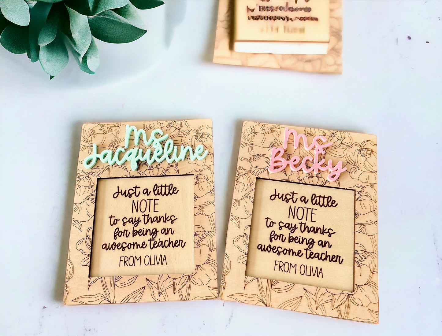 Floral Post It Note Holder