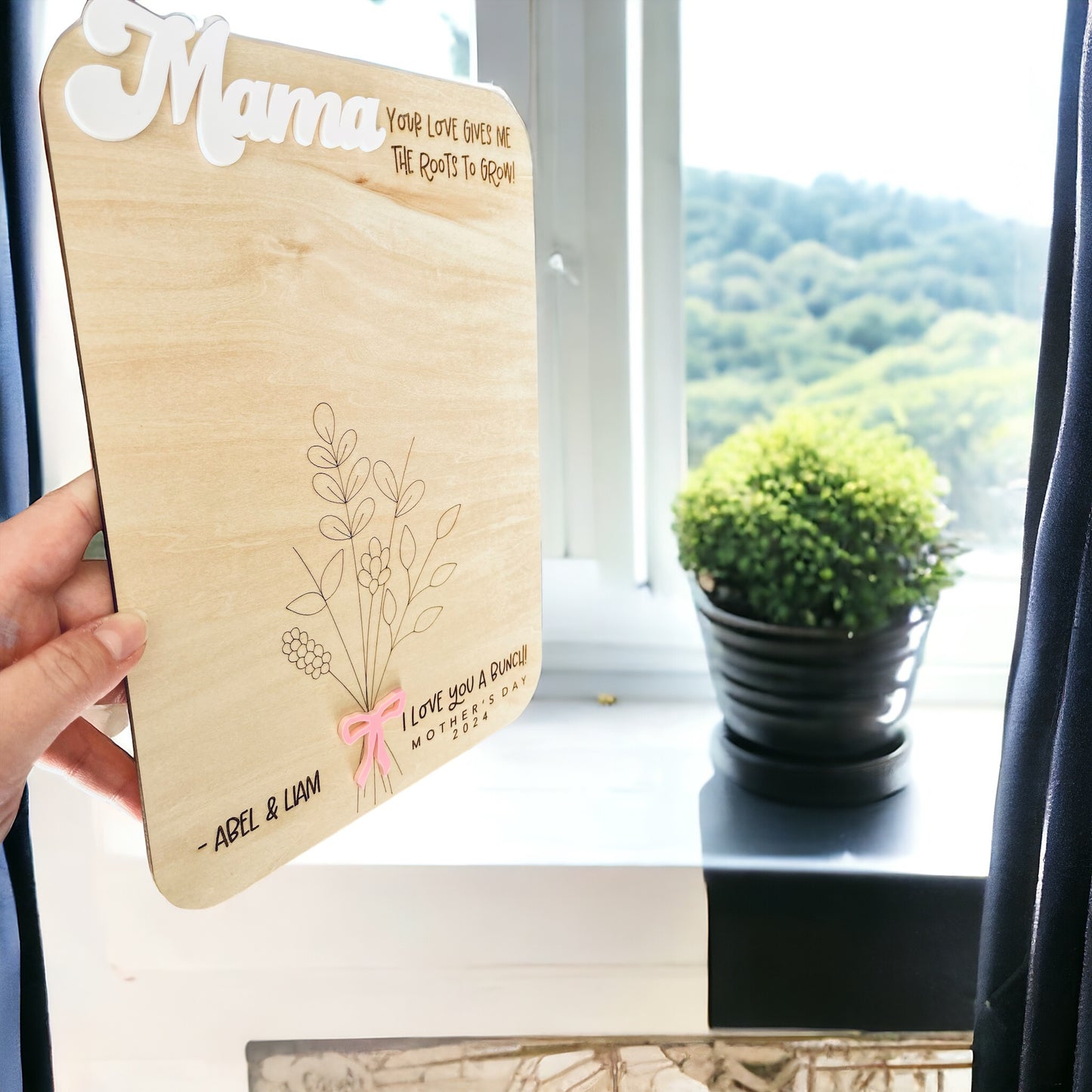 Mother’s Day Handprint Bouquet Sign