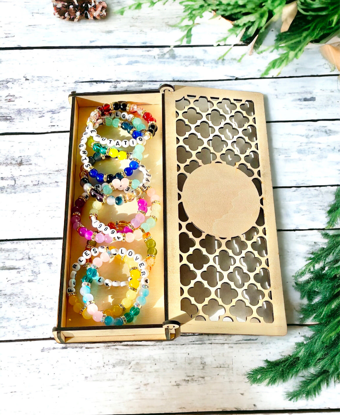 Make The Friendship Bracelets Box